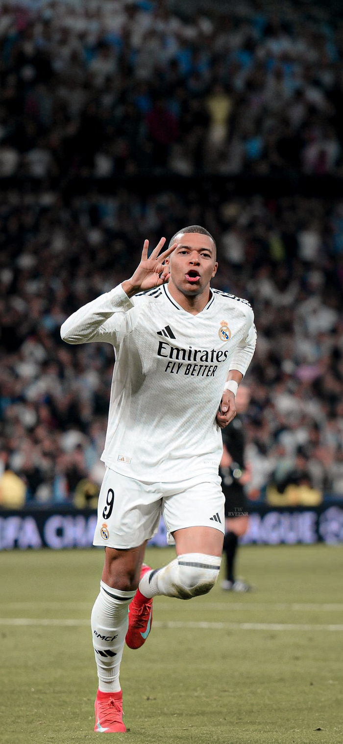 孔德谈双进球：传球变进球靠运气