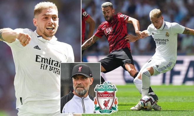 欧文突破两人防守完成得分