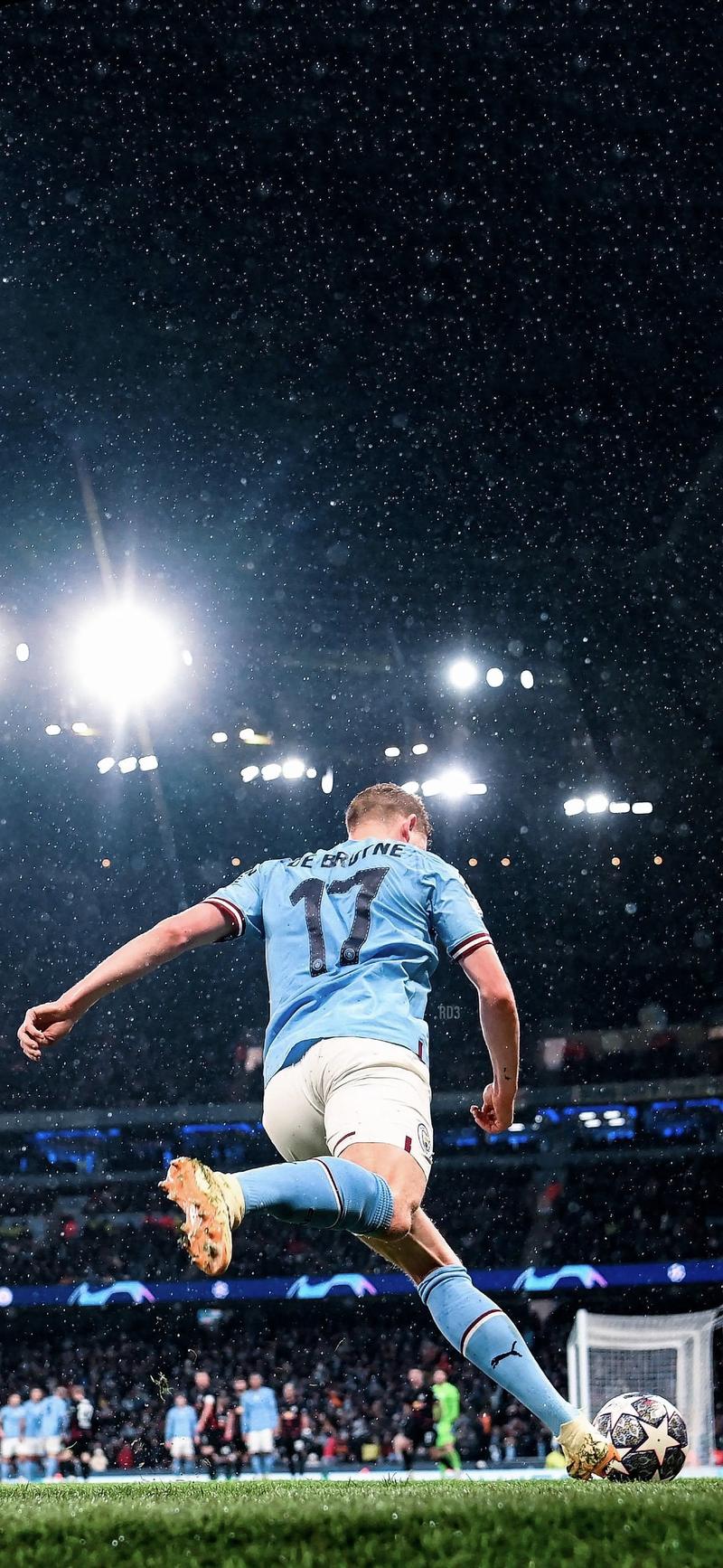 英超战报：福登传射，迪亚斯世界波，曼城3-0十人桑德兰（英超快讯：福登传射立功，迪亚斯世界波破门，曼城3-0轻取十人桑德兰）