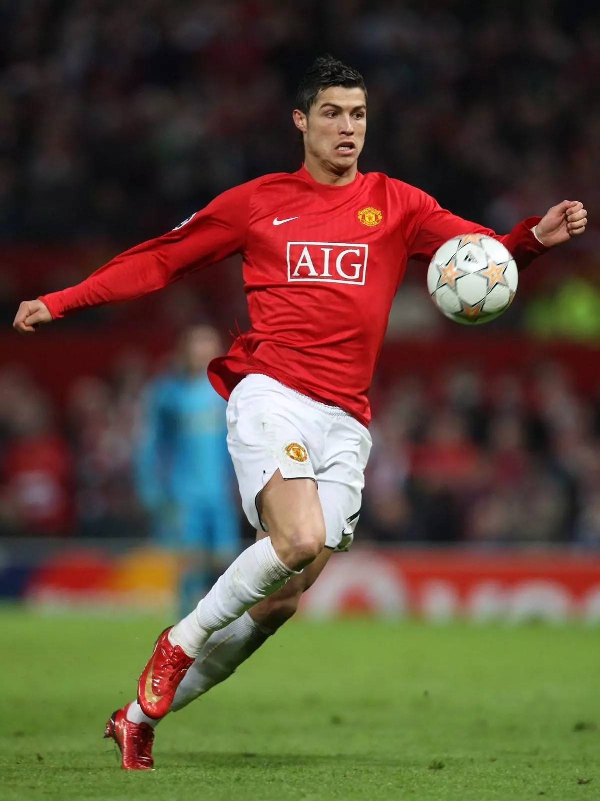 拉菲尼亚：巴萨复兴的领军人物