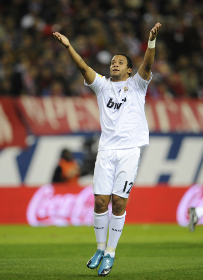 遇求不满：董方卓爆英超派对一夜千女，王楚淇支持C罗言论。