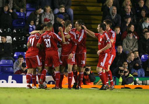 客战广岛三箭，申花后于汉超时代首战需全力争胜