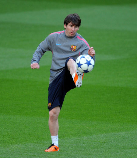 英超：利物浦客场3-2险胜诺维奇（英超联赛：利物浦客场3比2小胜诺维奇）