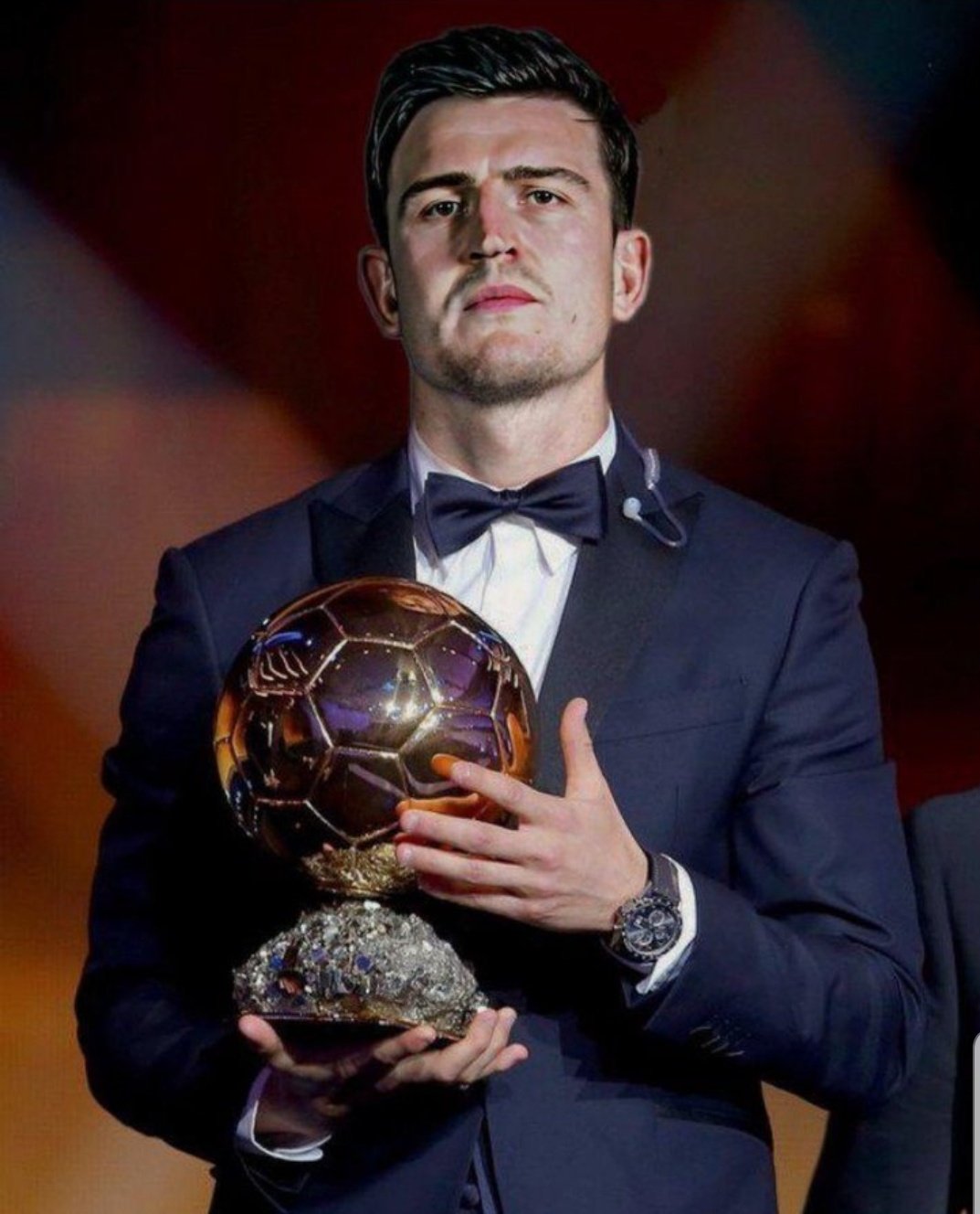 世体：巴萨已向市政府申请1C许可证，诺坎普有望容纳6.2万人（世体：巴萨已向市政府递交1C许可申请，诺坎普预计可容纳6.2万观众）