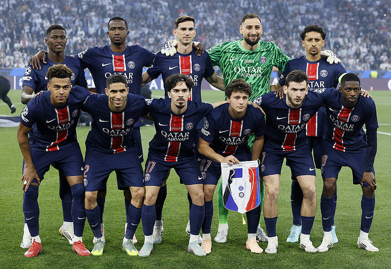 意甲第15轮观赛指南：佛罗伦萨继续力争首胜，罗马科莫强强对决（意甲第15轮看点：佛罗伦萨冲击首胜，罗马与科莫上演焦点对决）