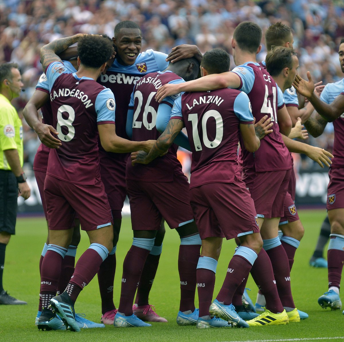 意甲半场：弗格森多次造险，罗马0-0科莫（意甲半场：弗格森屡造险情，罗马暂0-0科莫）