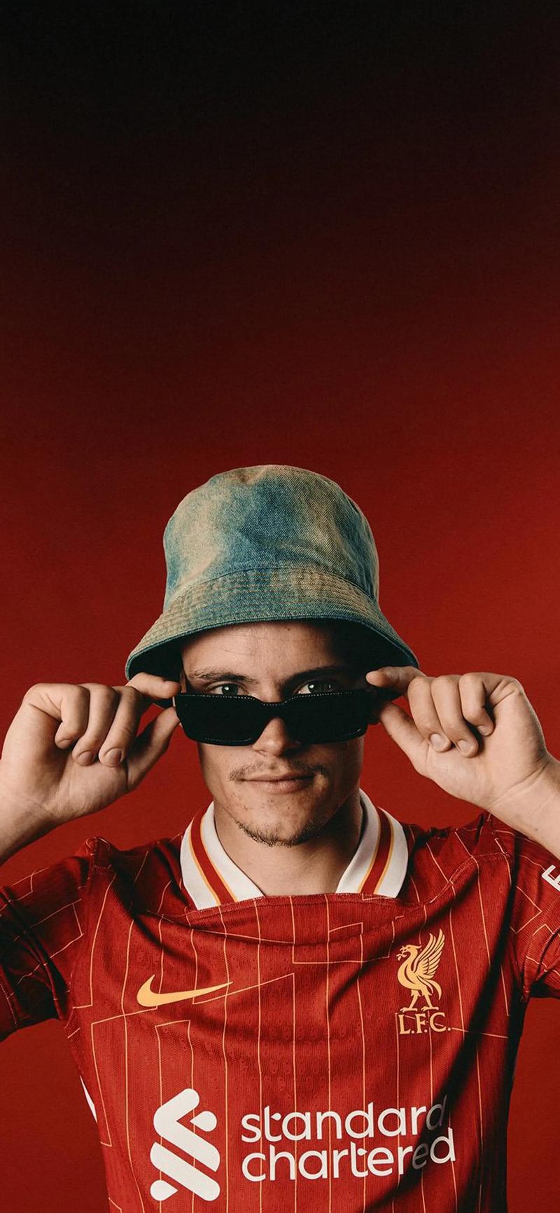 欧冠最新积分榜：拜仁取胜升至第2，利物浦第8，巴萨第14